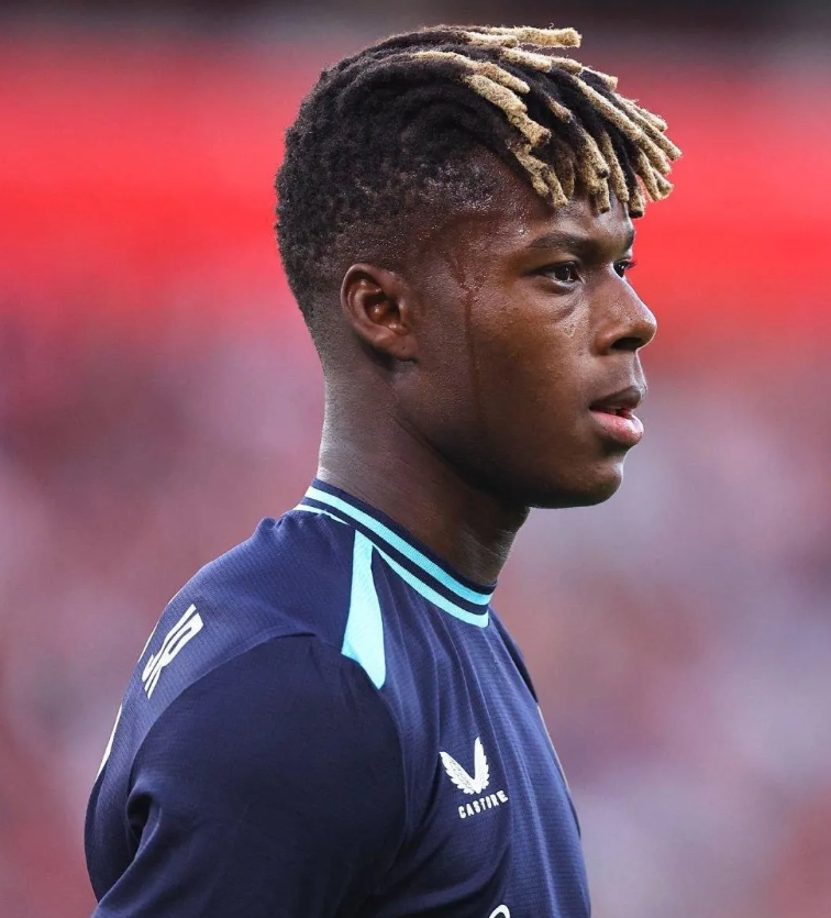 关于赛前德甲传出新动向；毕尔巴鄂竞技官宣签约；管理层表态：目标明确；阵容厚度经受考验的信息